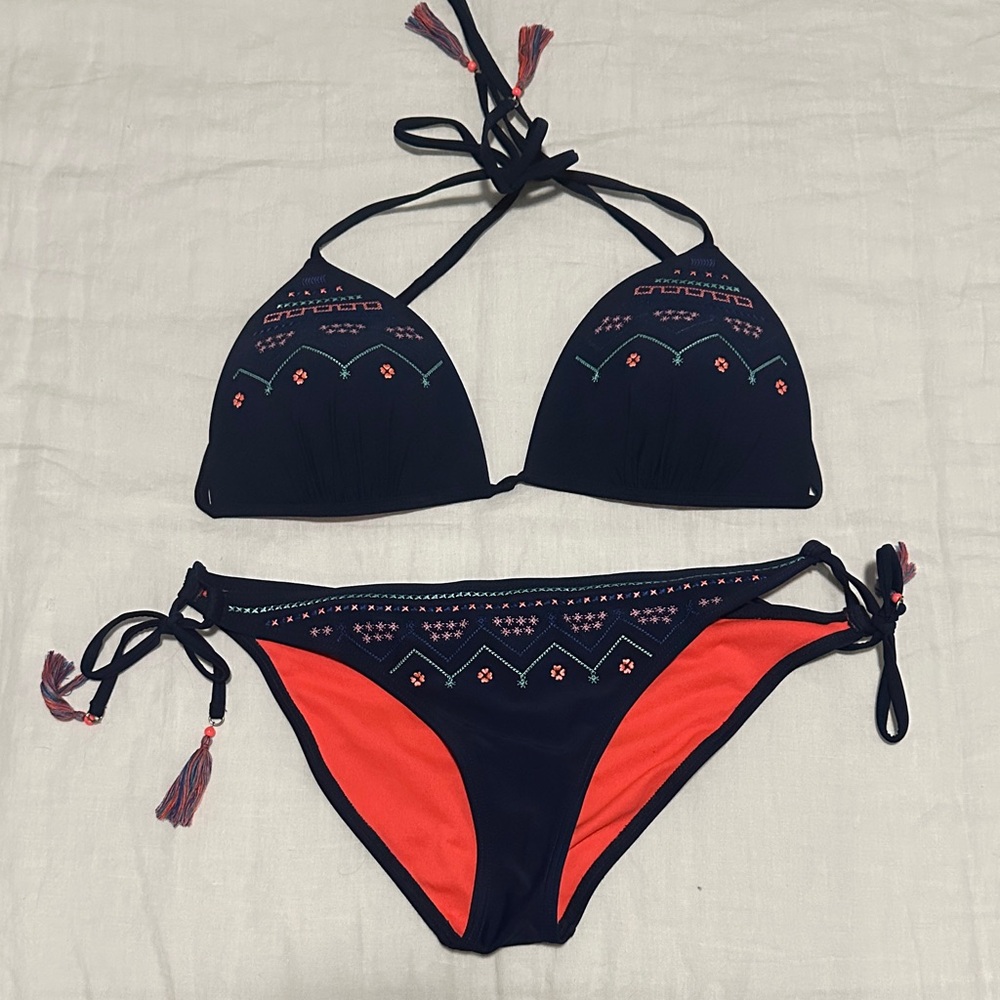 Elegant Navy and Coral Bikini Set